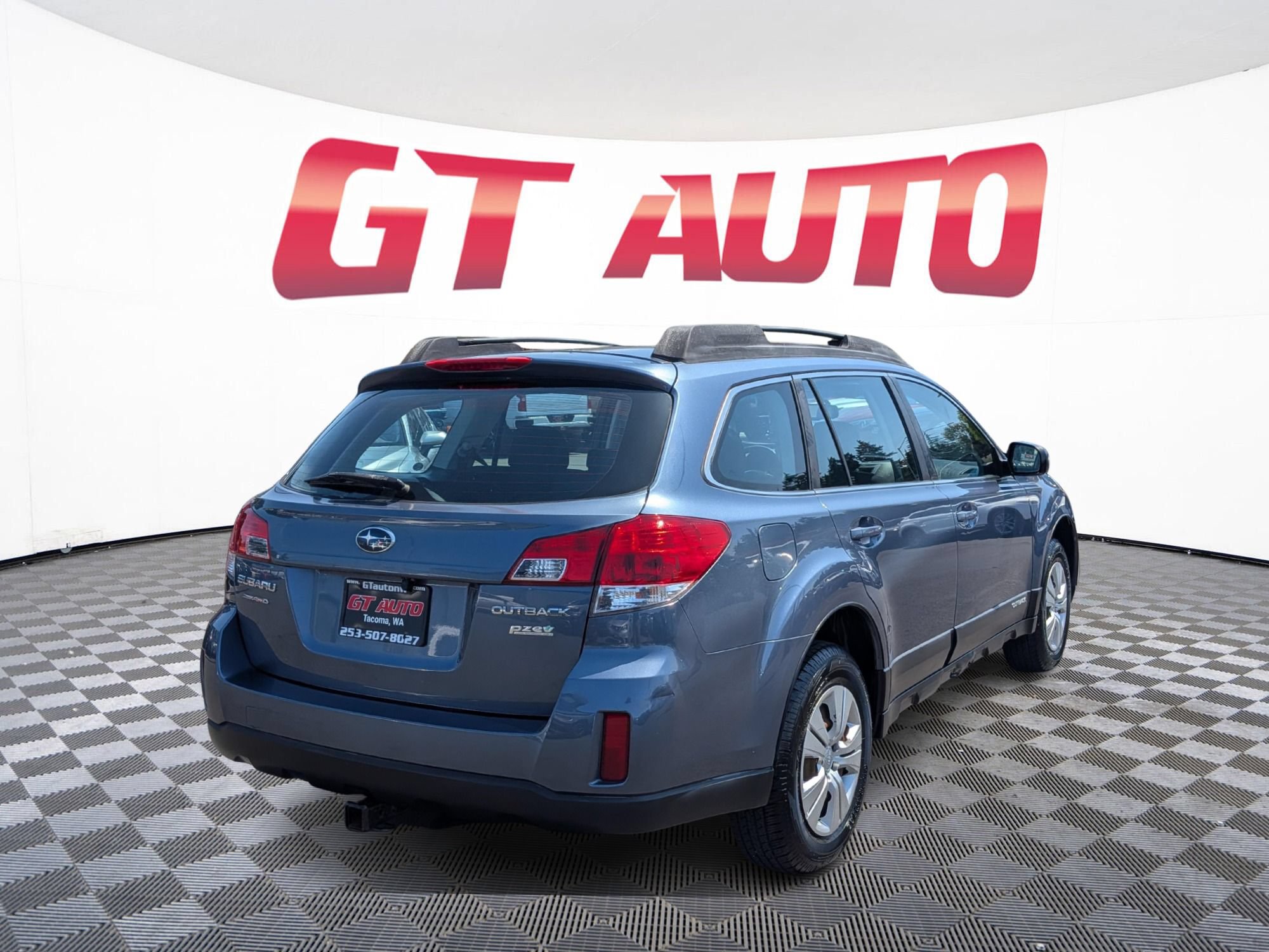 Used 2014 Subaru Outback 2.5i AWD/4WD image 4