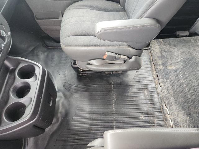 Used 2020 Chevrolet Express 2500 w/ Driver Convenience Package image 18