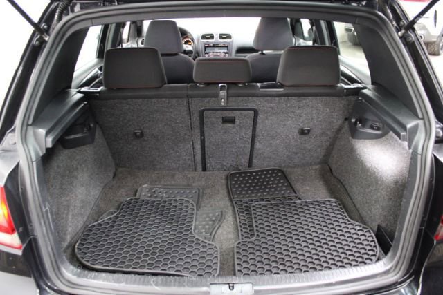 Used 2012 Volkswagen GTI 4-Door FWD image 19