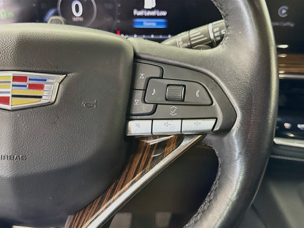 Used 2023 Cadillac Escalade Premium Luxury RWD image 14