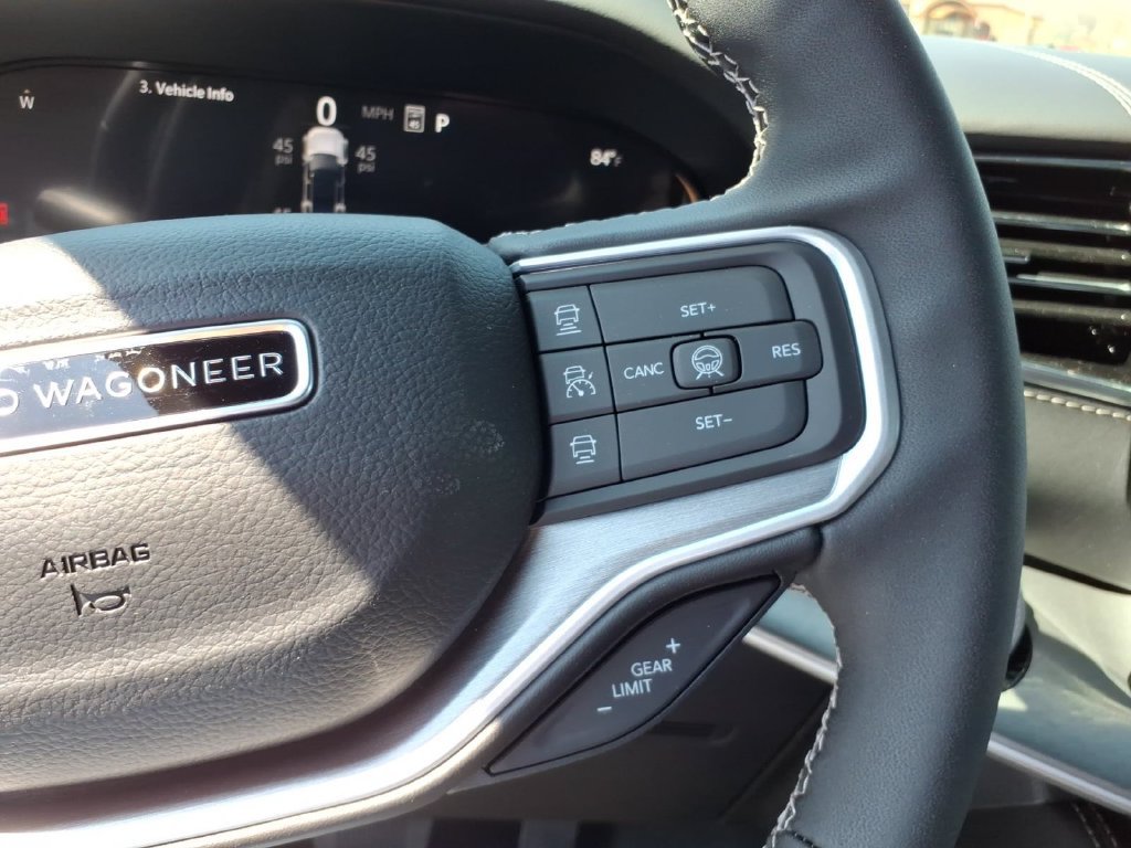 New 2026 Jeep Grand Wagoneer Limited AWD/4WD image 11
