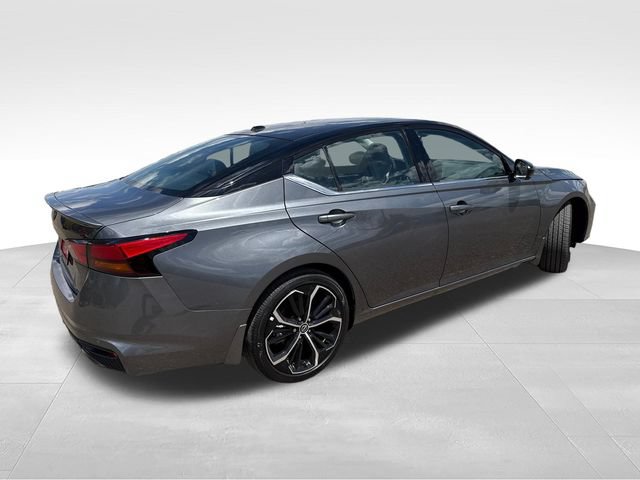 New 2026 Nissan Altima 2.5 SR w/ SR Premium Package FWD image 7