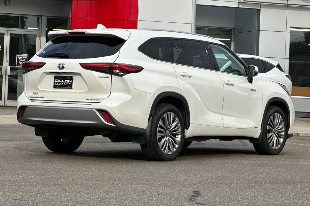 Used 2021 Toyota Highlander Platinum AWD/4WD image 7