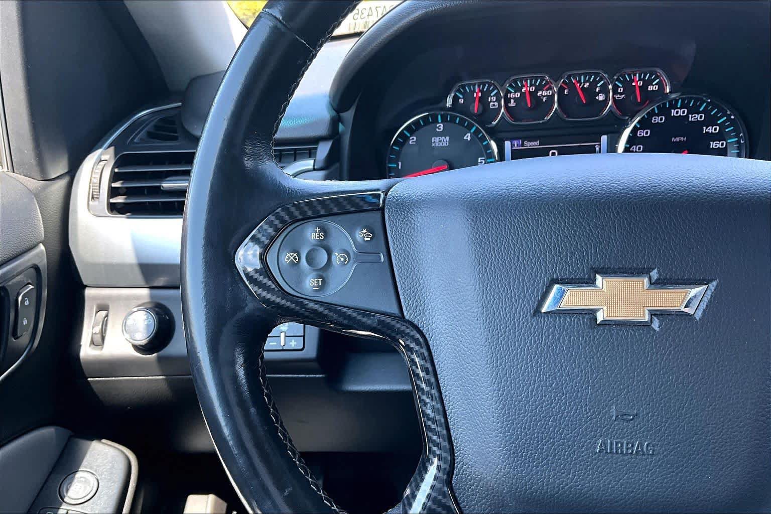 Used 2018 Chevrolet Suburban LT AWD/4WD image 23