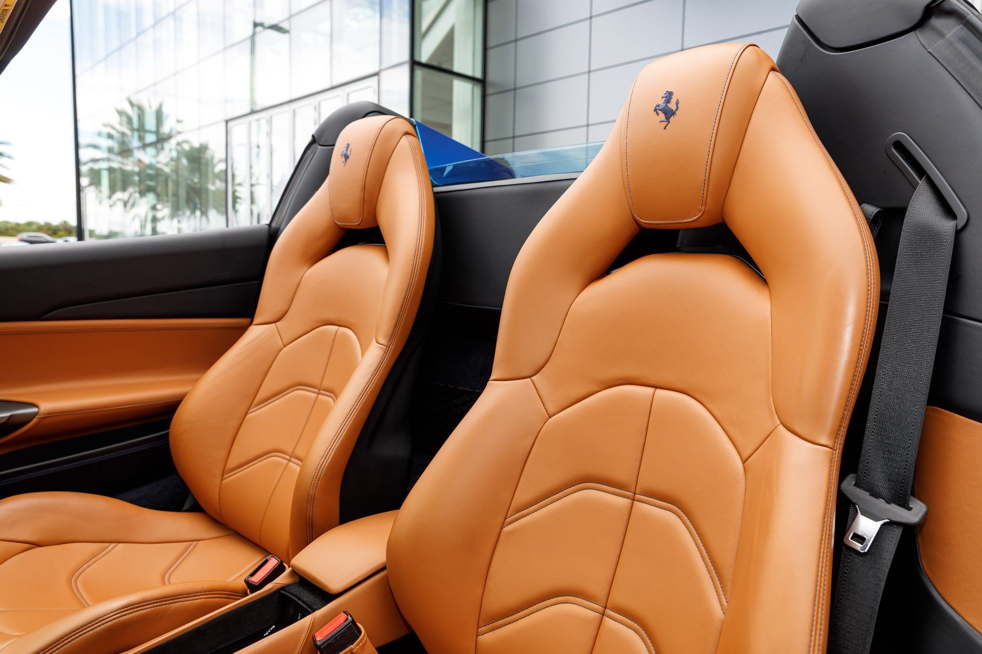 Used 2019 Ferrari 488 Spider RWD image 31