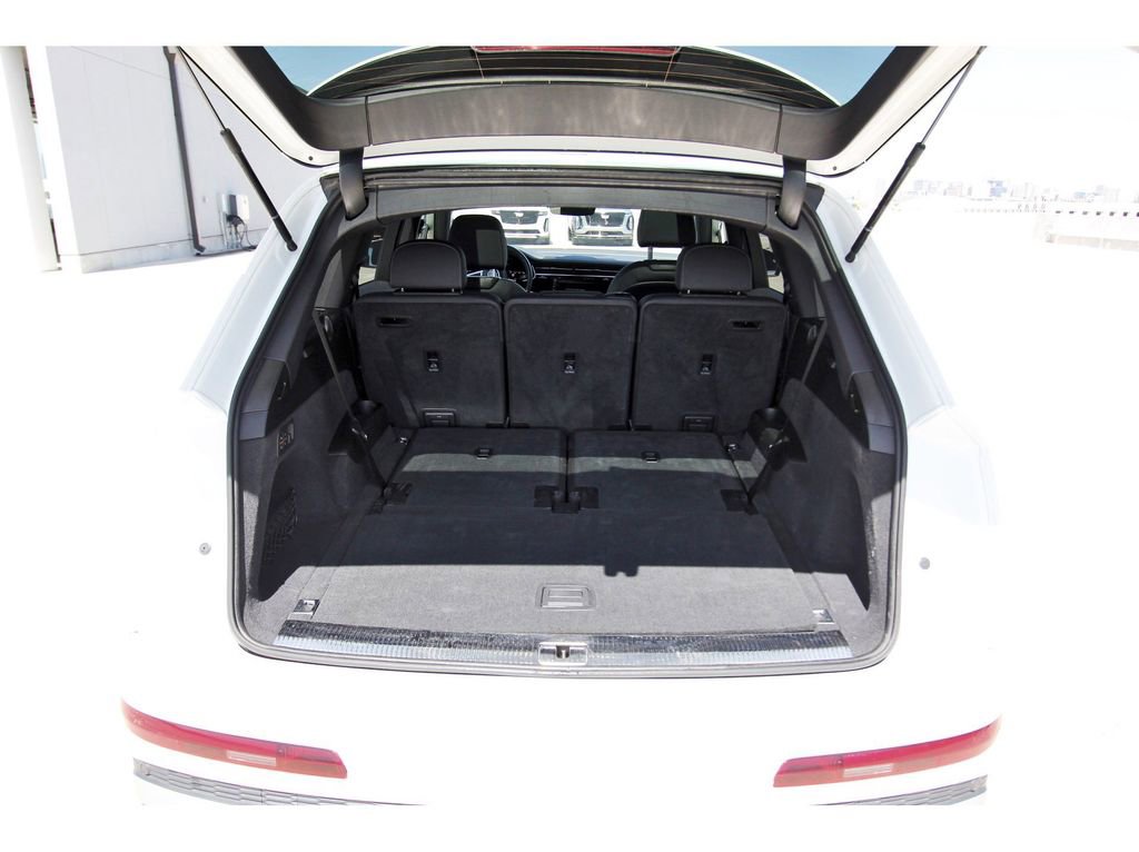 Used 2025 Audi Q7 3.0T Premium Plus image 28