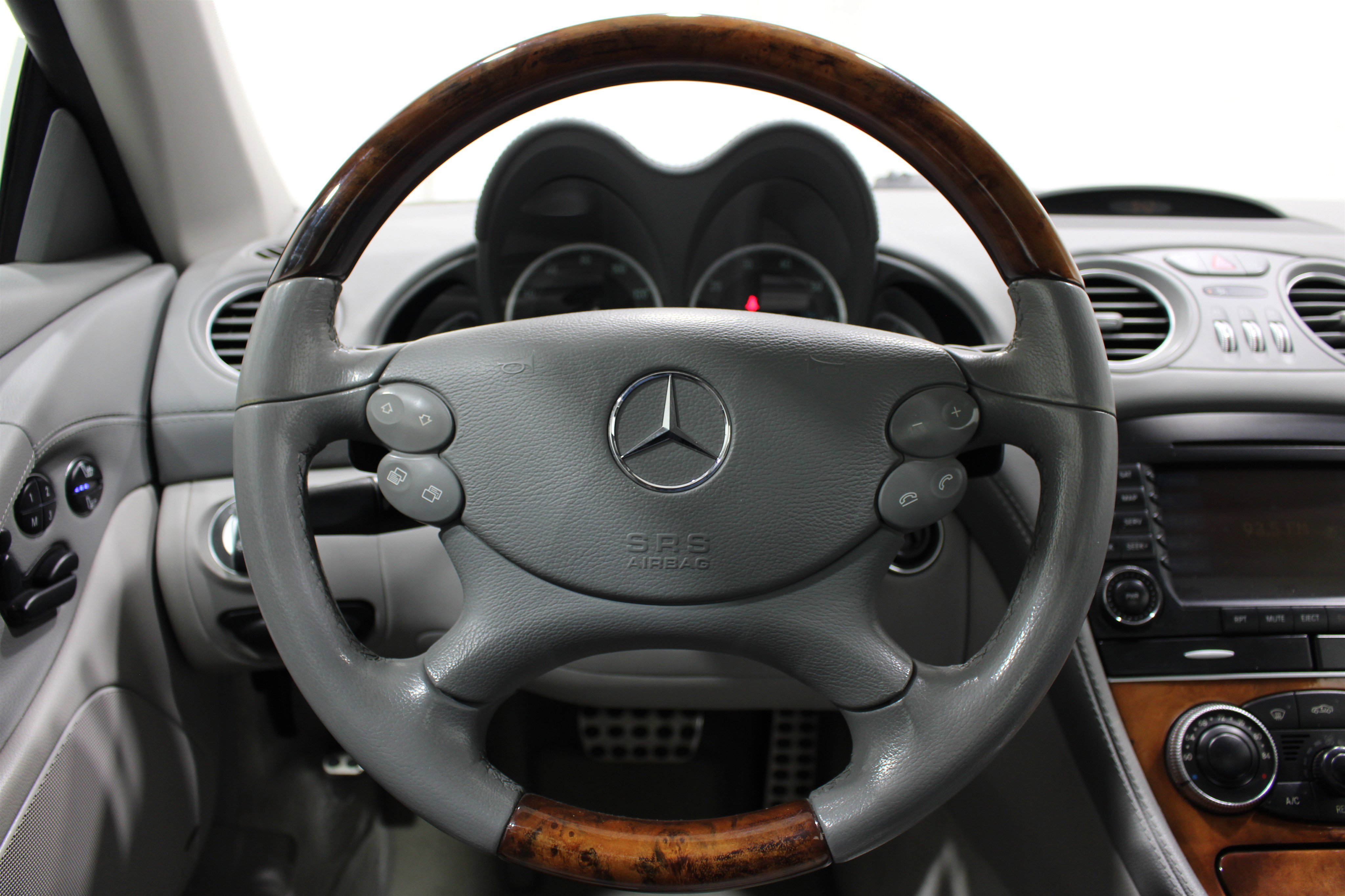 Used 2007 Mercedes-Benz SL 550 image 10