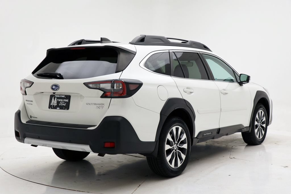 Used 2023 Subaru Outback Limited XT AWD/4WD image 9