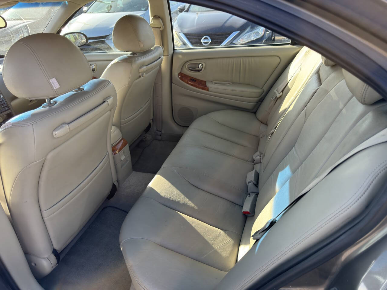 Used 2002 INFINITI I35 FWD image 9