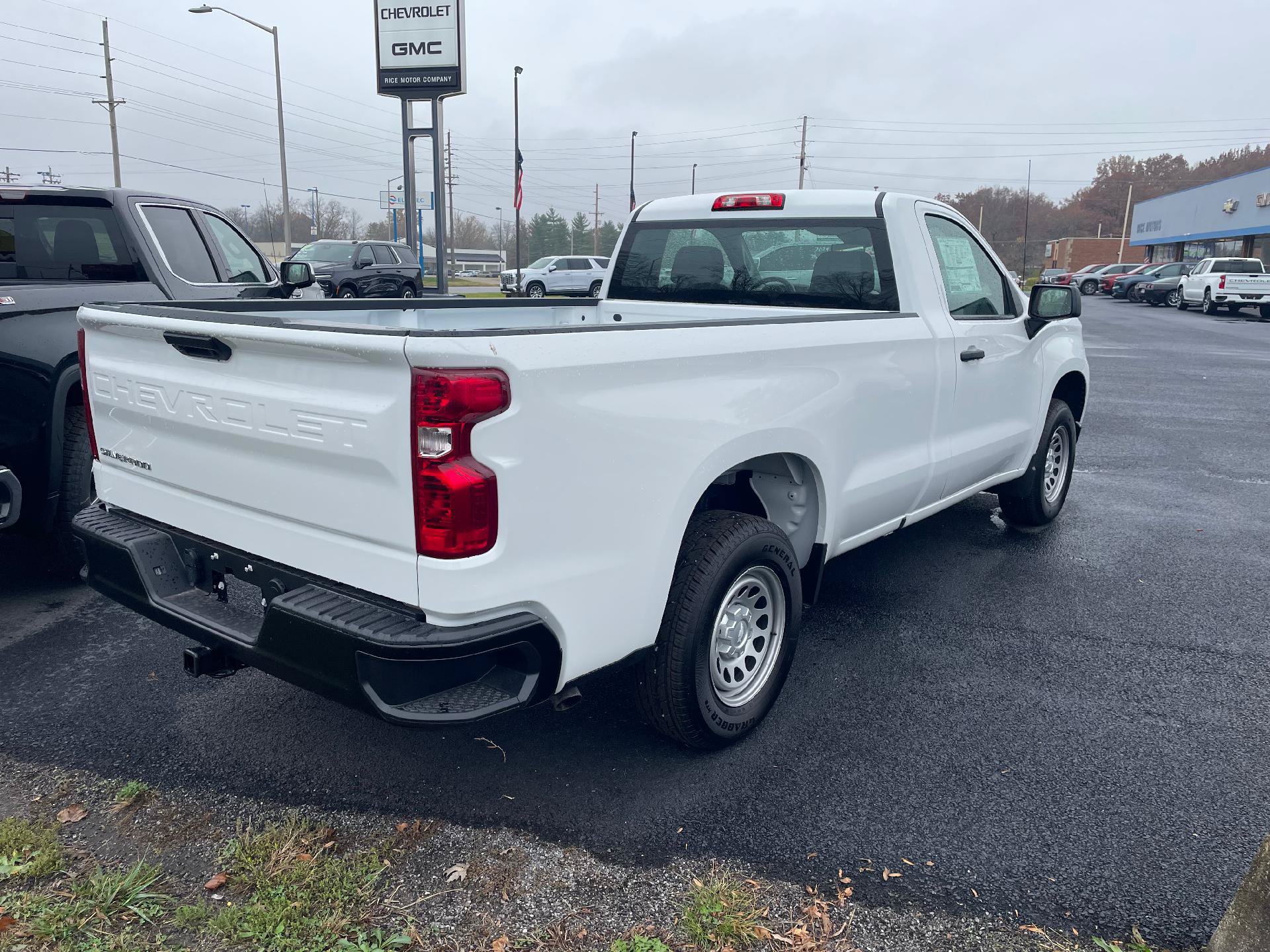 New 2026 Chevrolet Silverado 1500 W/T w/ Trailering Package RWD image 3