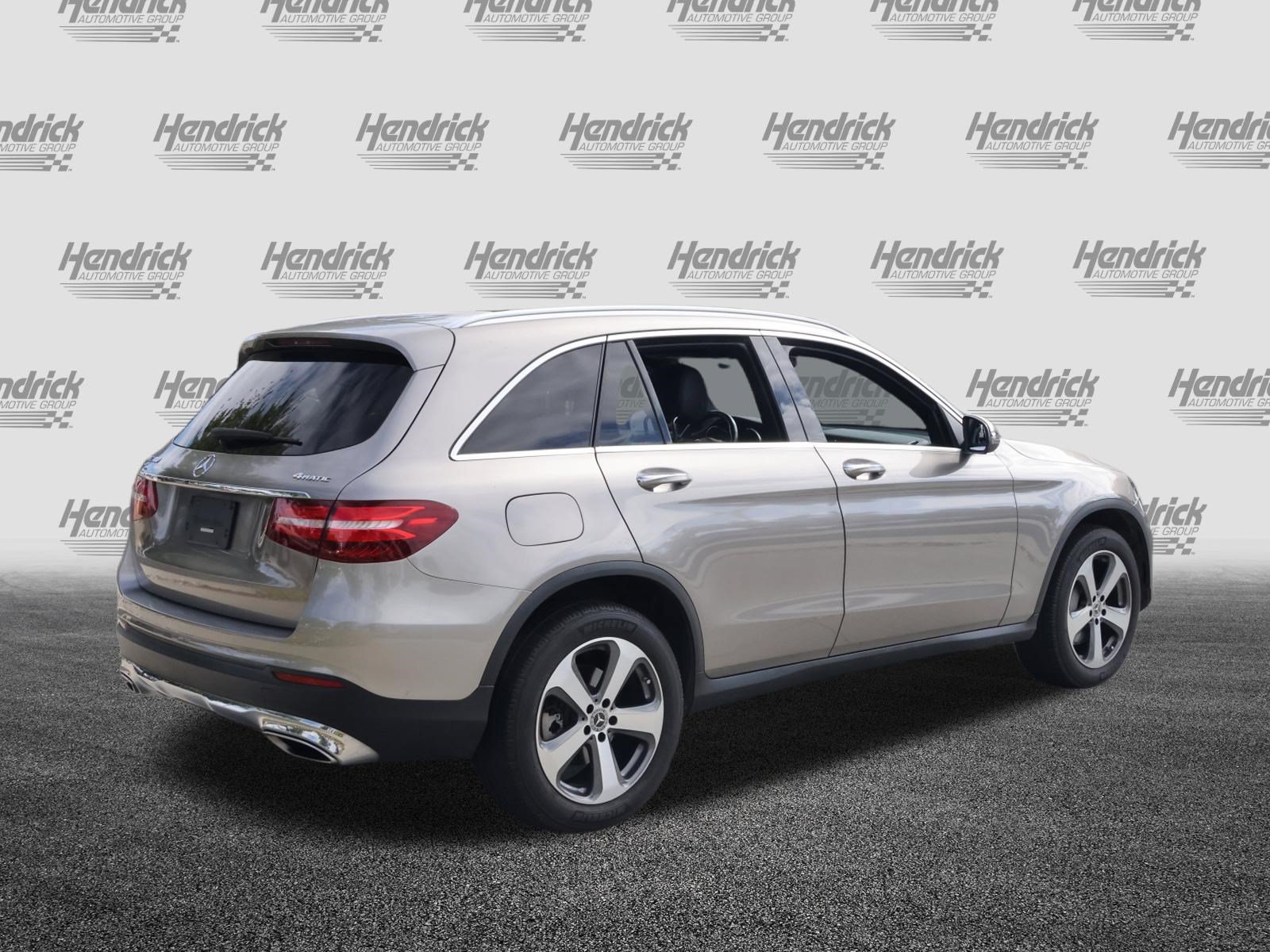 Used 2019 Mercedes-Benz GLC 300 4MATIC image 9