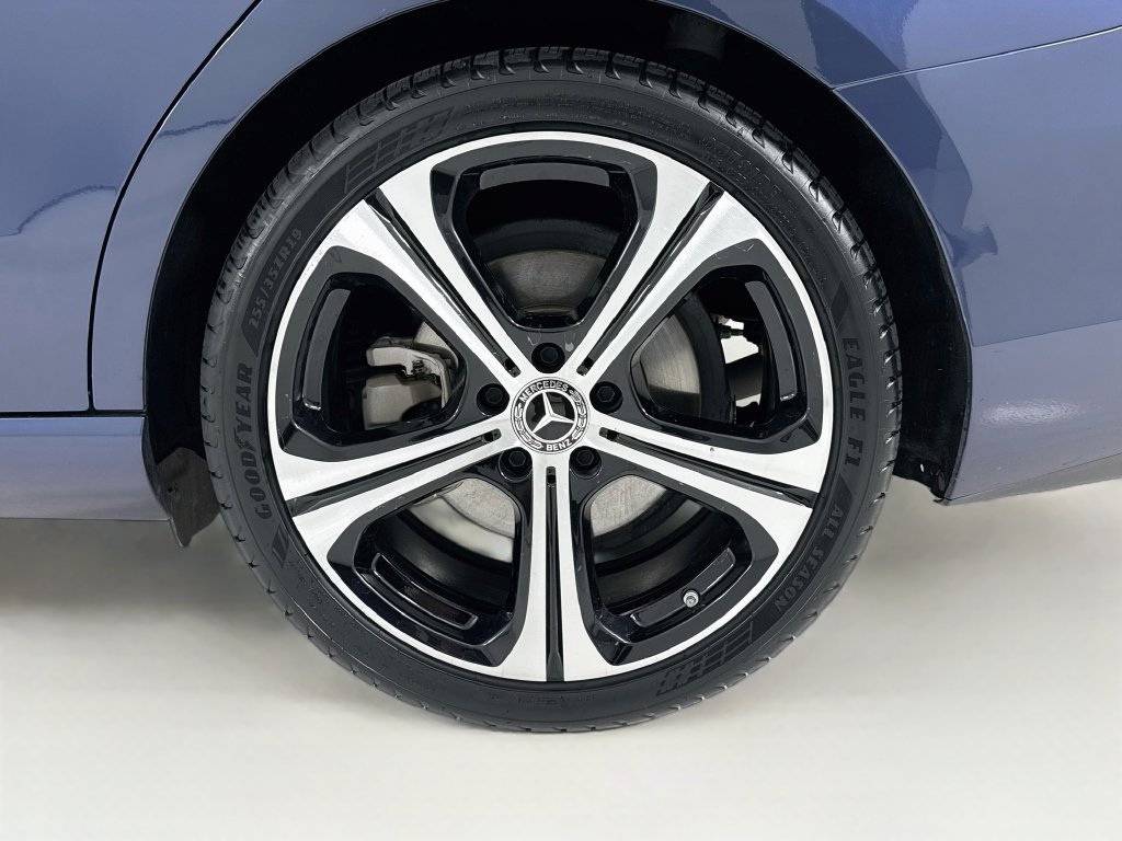 Used 2024 Mercedes-Benz C 300 4MATIC Sedan image 32