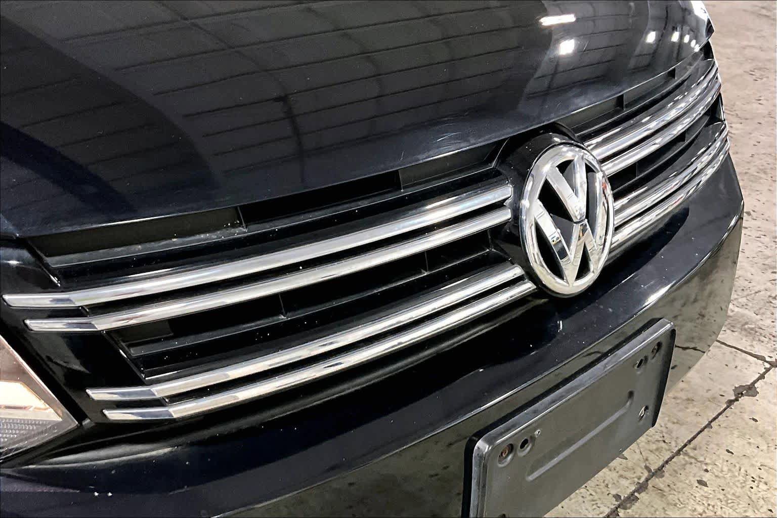 Used 2017 Volkswagen Tiguan S AWD/4WD image 28