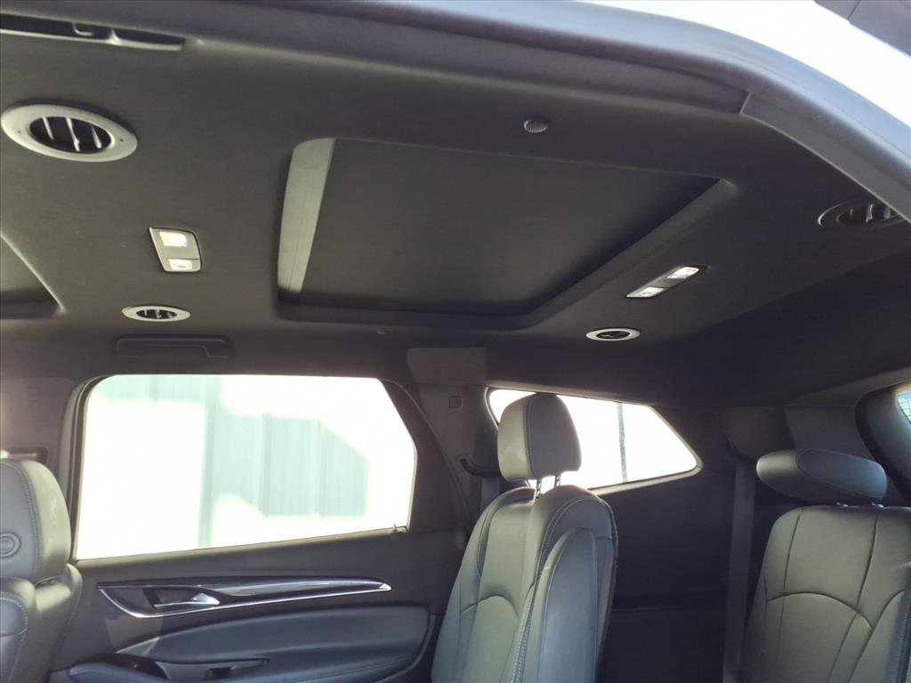 Used 2023 Buick Enclave Essence w/ Experience Buick Package FWD image 22
