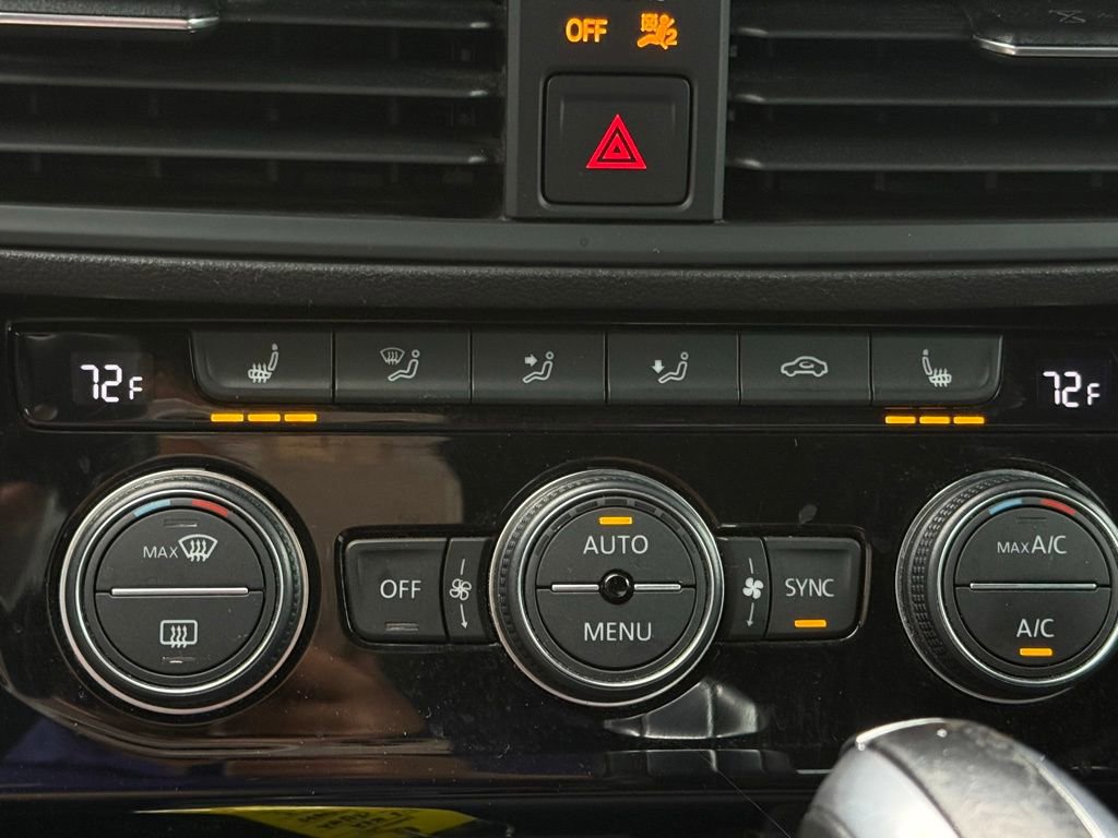 Used 2021 Volkswagen Jetta GLI FWD image 11