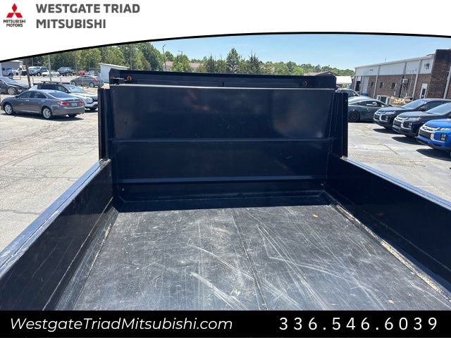 Used 2023 RAM 3500 Tradesman w/ Chrome Appearance Group AWD/4WD image 8