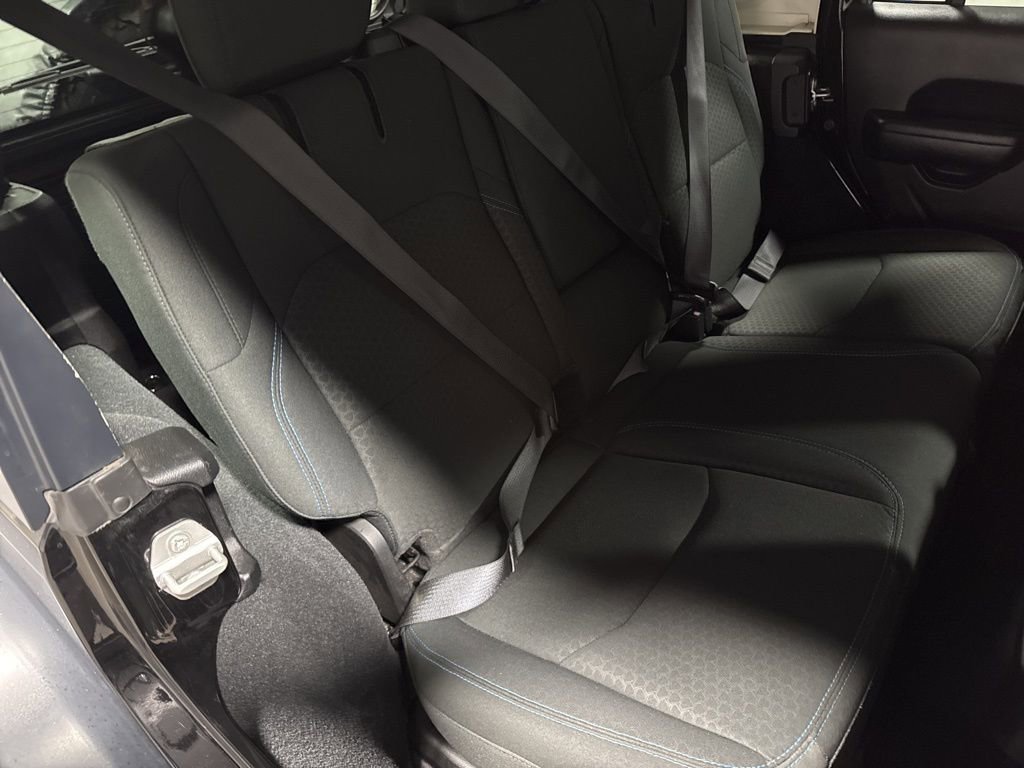 Used 2024 Jeep Wrangler Unlimited Rubicon 4xe image 11