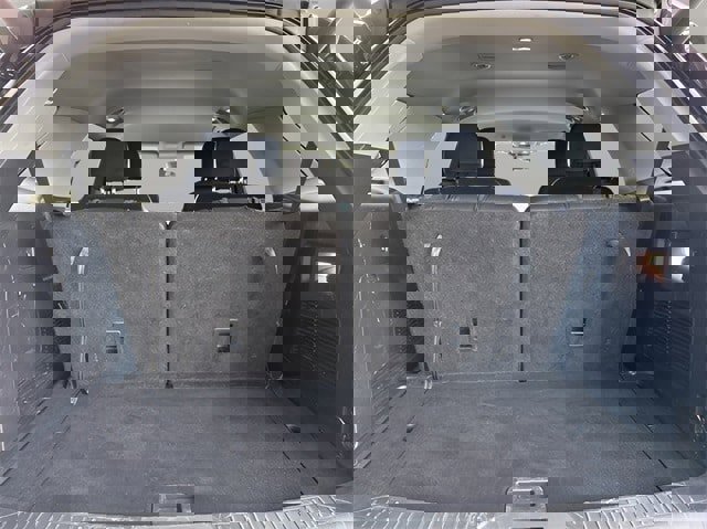 Used 2022 Ford Explorer XLT w/ Equipment Group 202A image 20