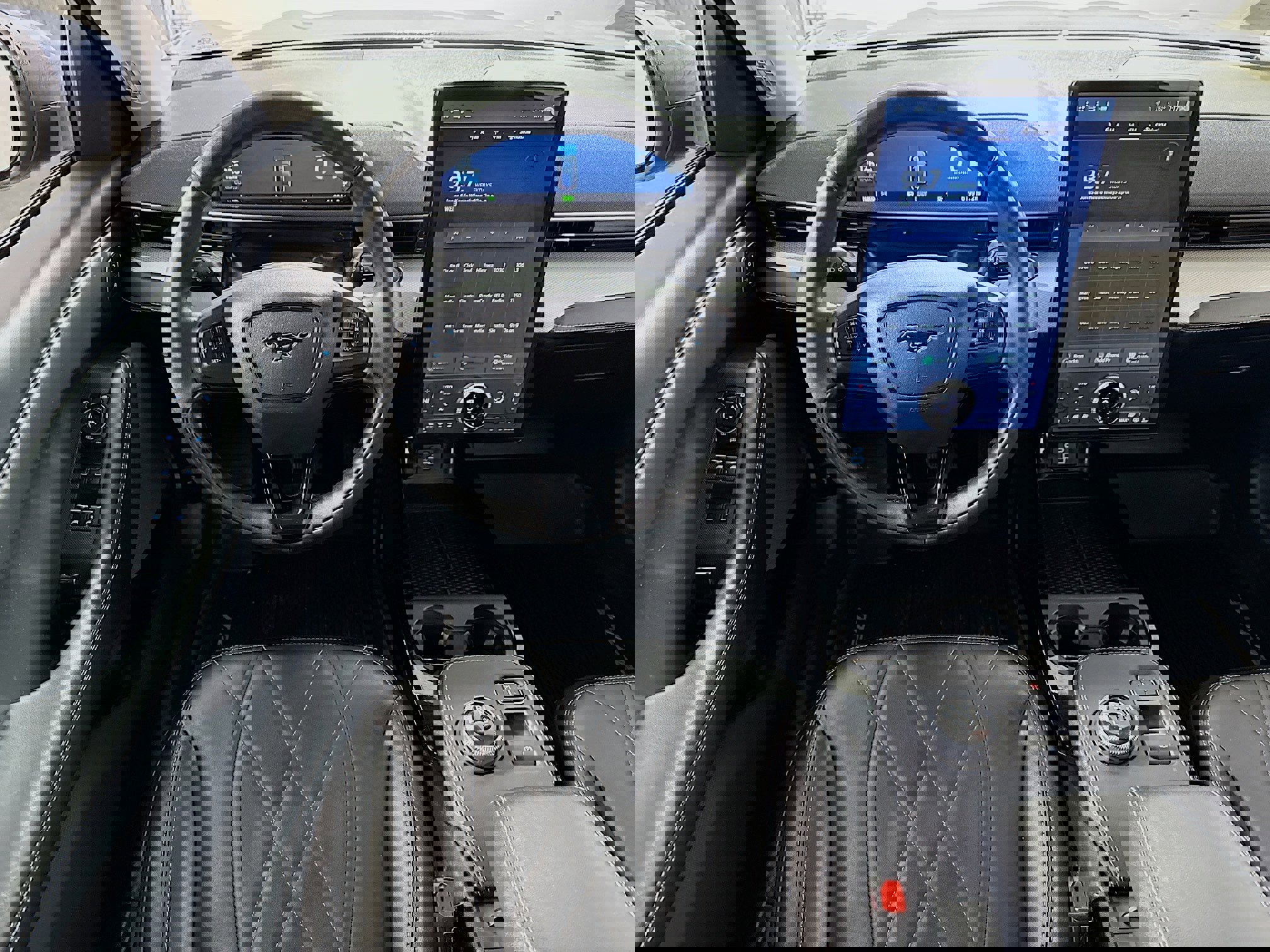 Used 2021 Ford Mustang Mach-E Select w/ Comfort/Appearance Package image 23