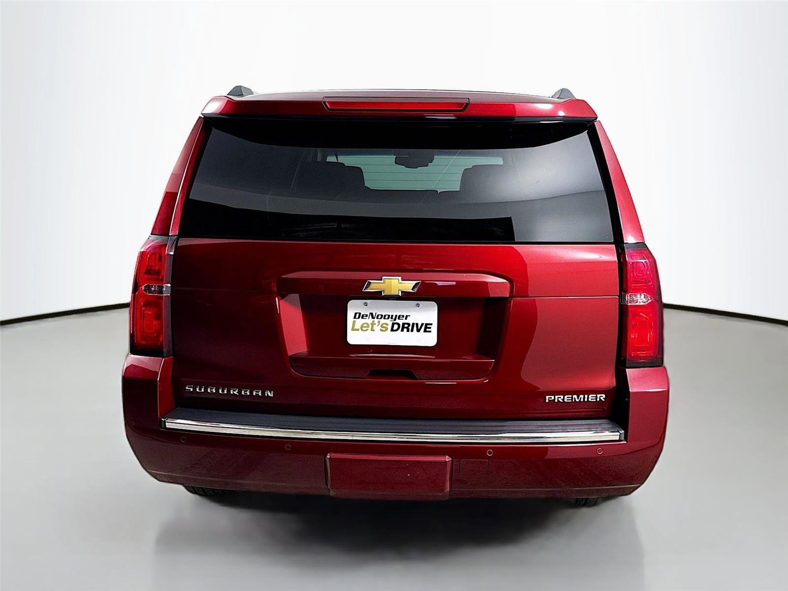 Used 2019 Chevrolet Suburban Premier AWD/4WD image 8