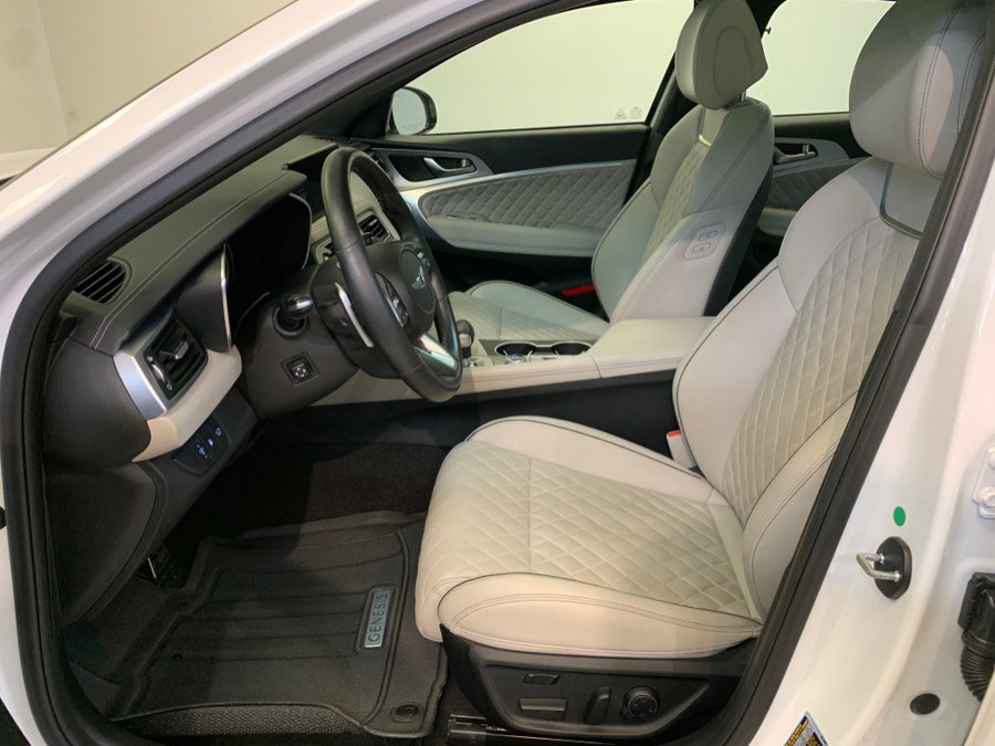 Used 2023 Genesis G70 3.3T w/ Sport Prestige Package image 20