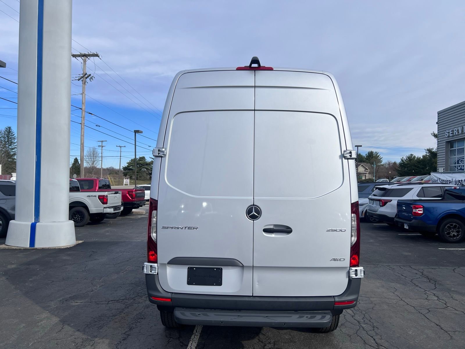 Used 2024 Mercedes-Benz Sprinter 144 Cargo image 6