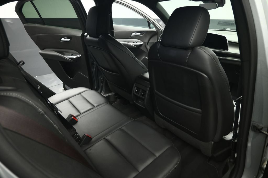 Used 2024 Cadillac XT4 Premium Luxury FWD image 61