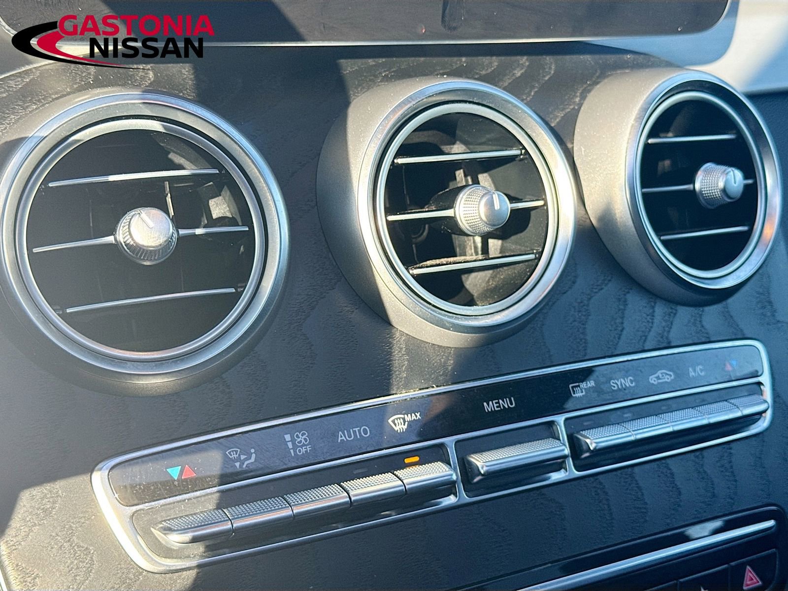 Used 2022 Mercedes-Benz GLC 300 GLC 300 image 19