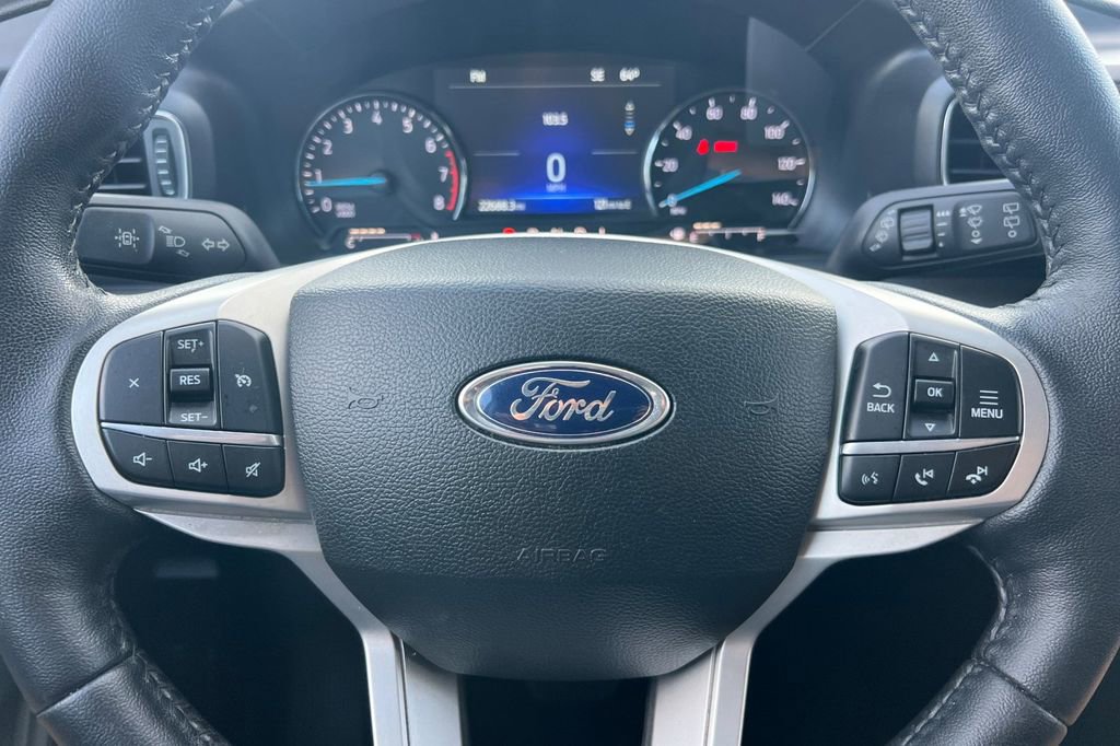 Certified 2022 Ford Explorer XLT w/ Equipment Group 202A image 26