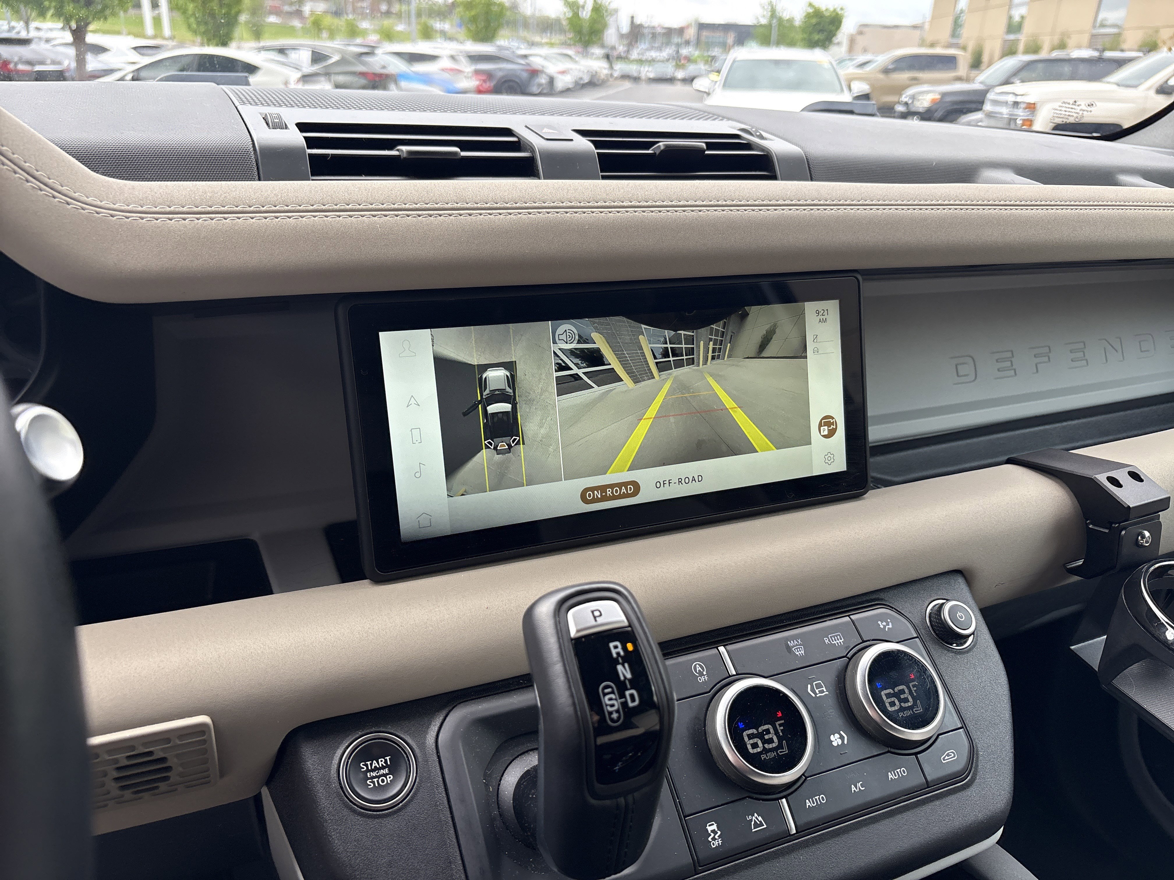 Used 2023 Land Rover Defender 90 X-Dynamic SE AWD/4WD image 28