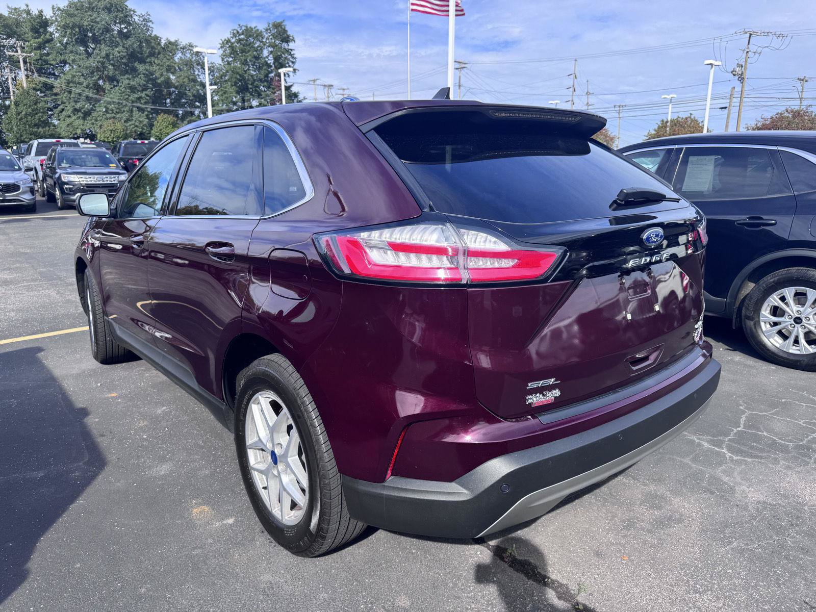Used 2022 Ford Edge SEL w/ Convenience Package AWD/4WD image 6