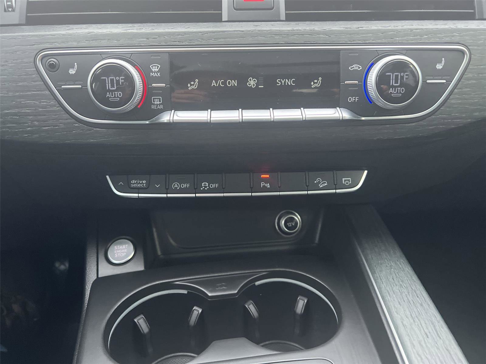 Used 2017 Audi A4 2.0T allroad Premium Plus w/ Technology Package image 19