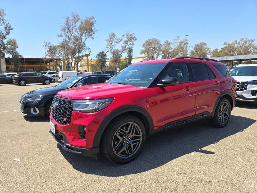 Used 2025 Ford Explorer ST w/ Sun And Sound Package AWD/4WD image 1