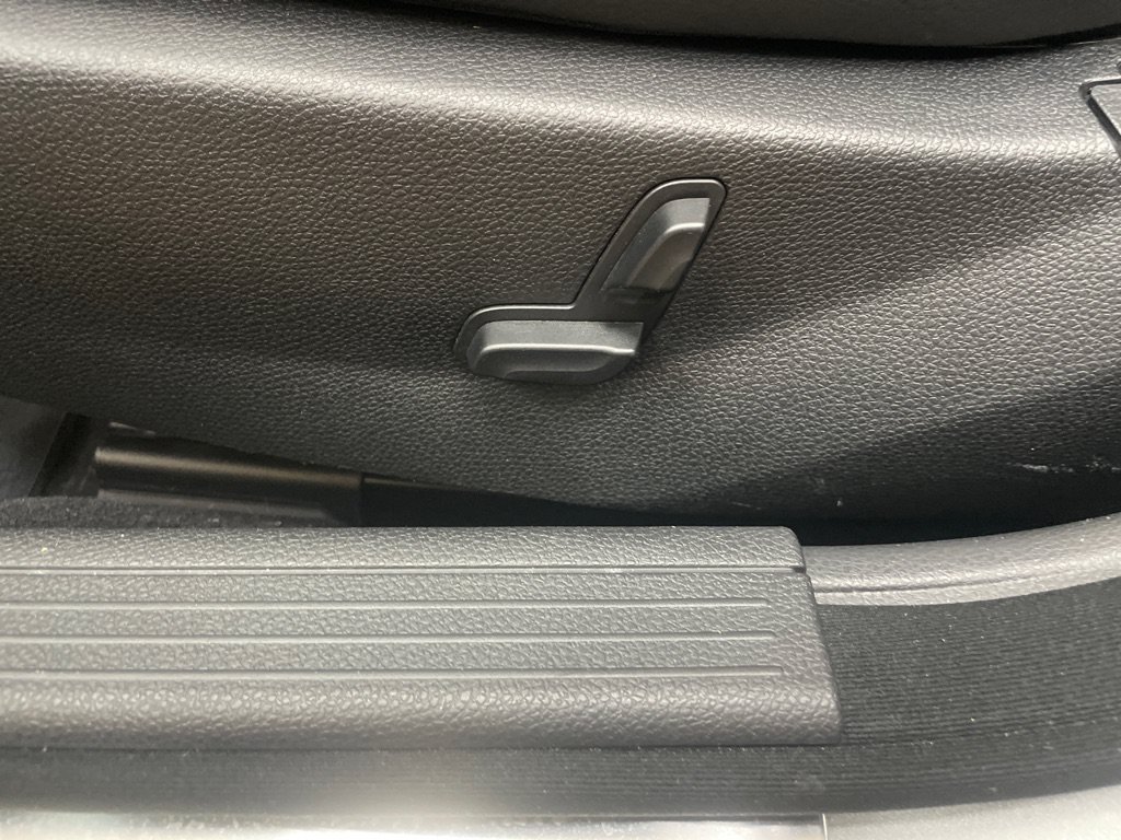 Used 2008 Mercedes-Benz C 300 Sedan image 15