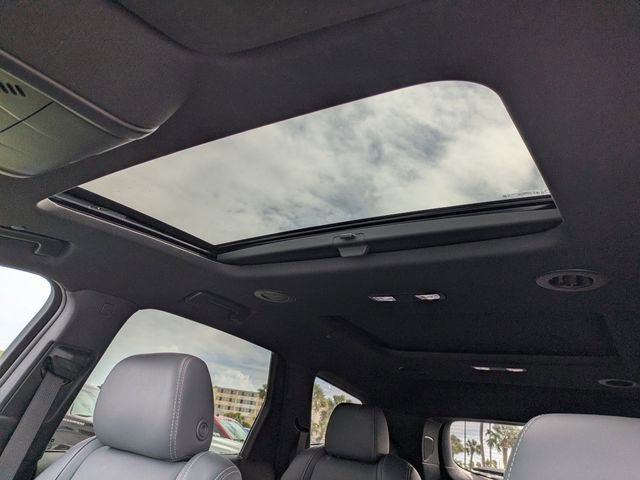 Used 2023 Buick Enclave Essence w/ Experience Buick Package image 26