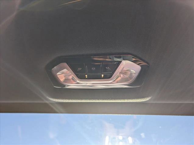 New 2026 BMW 330i Sedan w/ Premium Package image 23