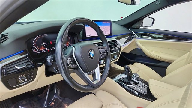 Used 2021 BMW 530i w/ Premium Package image 18