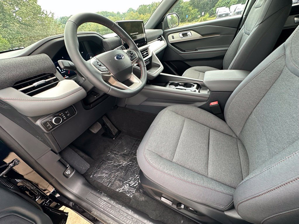 New 2027 Ford Explorer Active AWD/4WD image 15