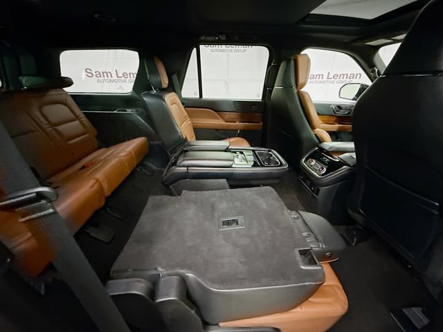Used 2019 Lincoln Navigator Reserve w/ Cargo Package AWD/4WD image 30