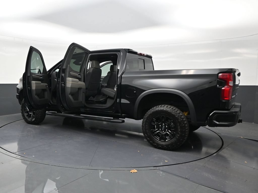 Certified 2026 Chevrolet Silverado 1500 ZR2 AWD/4WD image 24