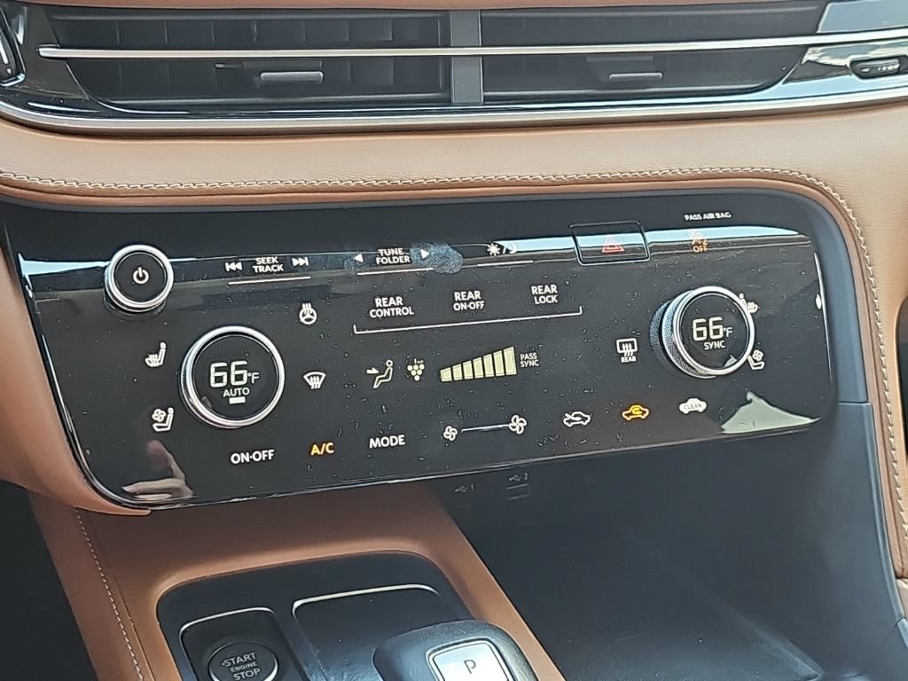 Used 2023 INFINITI QX60 Sensory w/ Vision Package AWD/4WD image 7