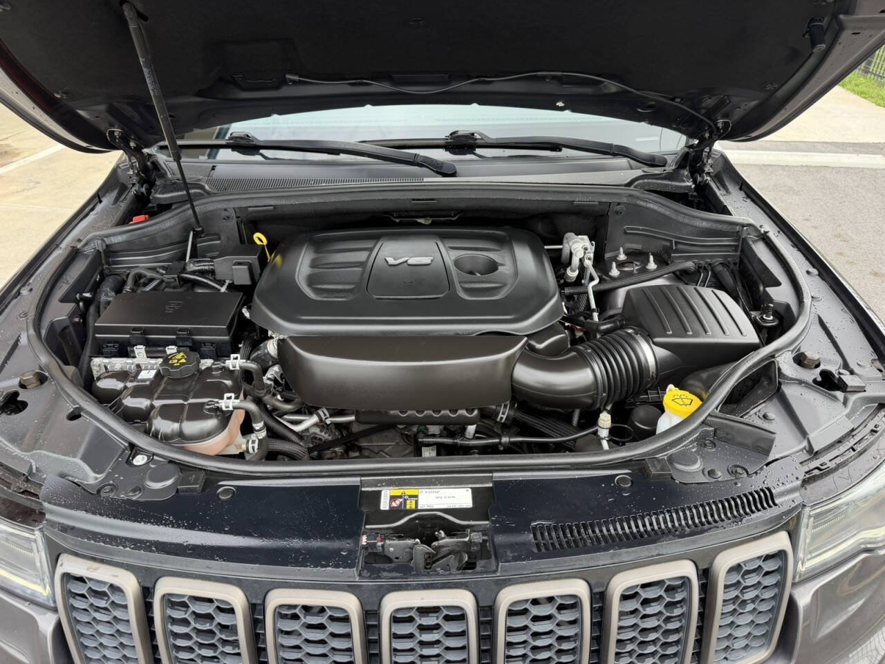 Used 2016 Jeep Grand Cherokee Limited 75th Anniversary RWD image 35