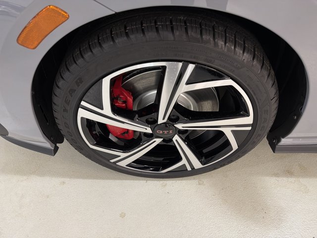 New 2026 Volkswagen GTI SE FWD image 11