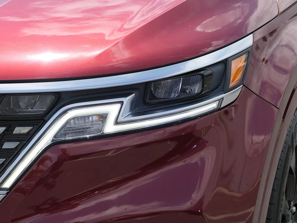 Used 2022 Kia Carnival SX FWD image 7