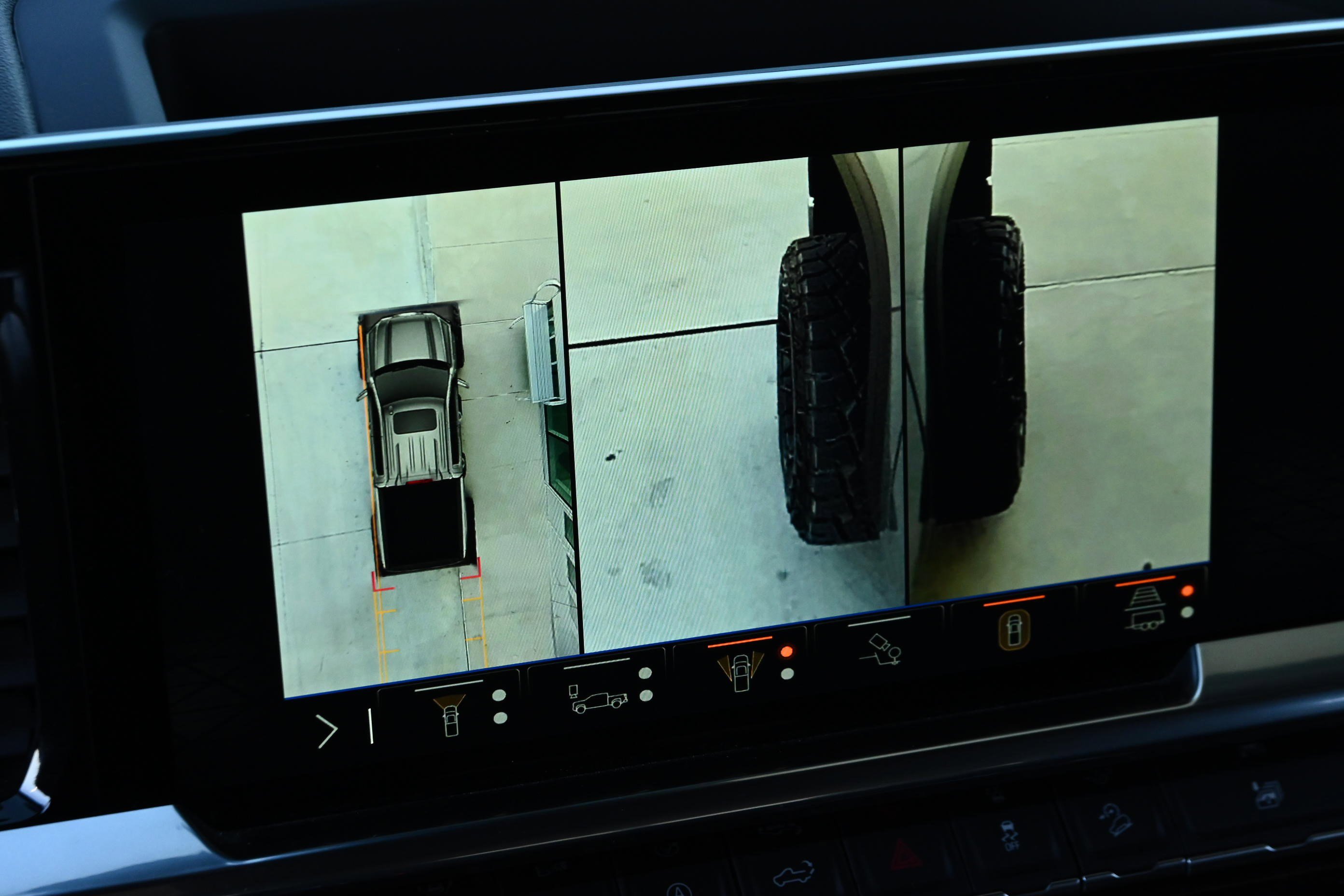 Used 2025 GMC Sierra 1500 Elevation image 32