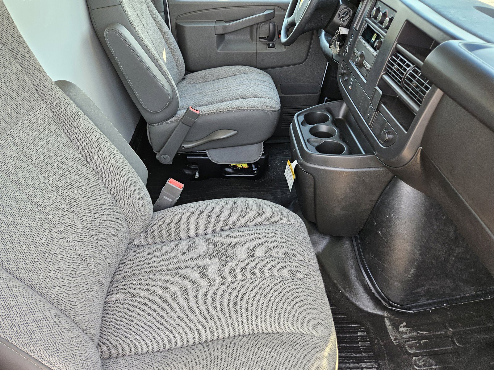 New 2026 Chevrolet Express 3500 w/ Power Convenience Package RWD image 10