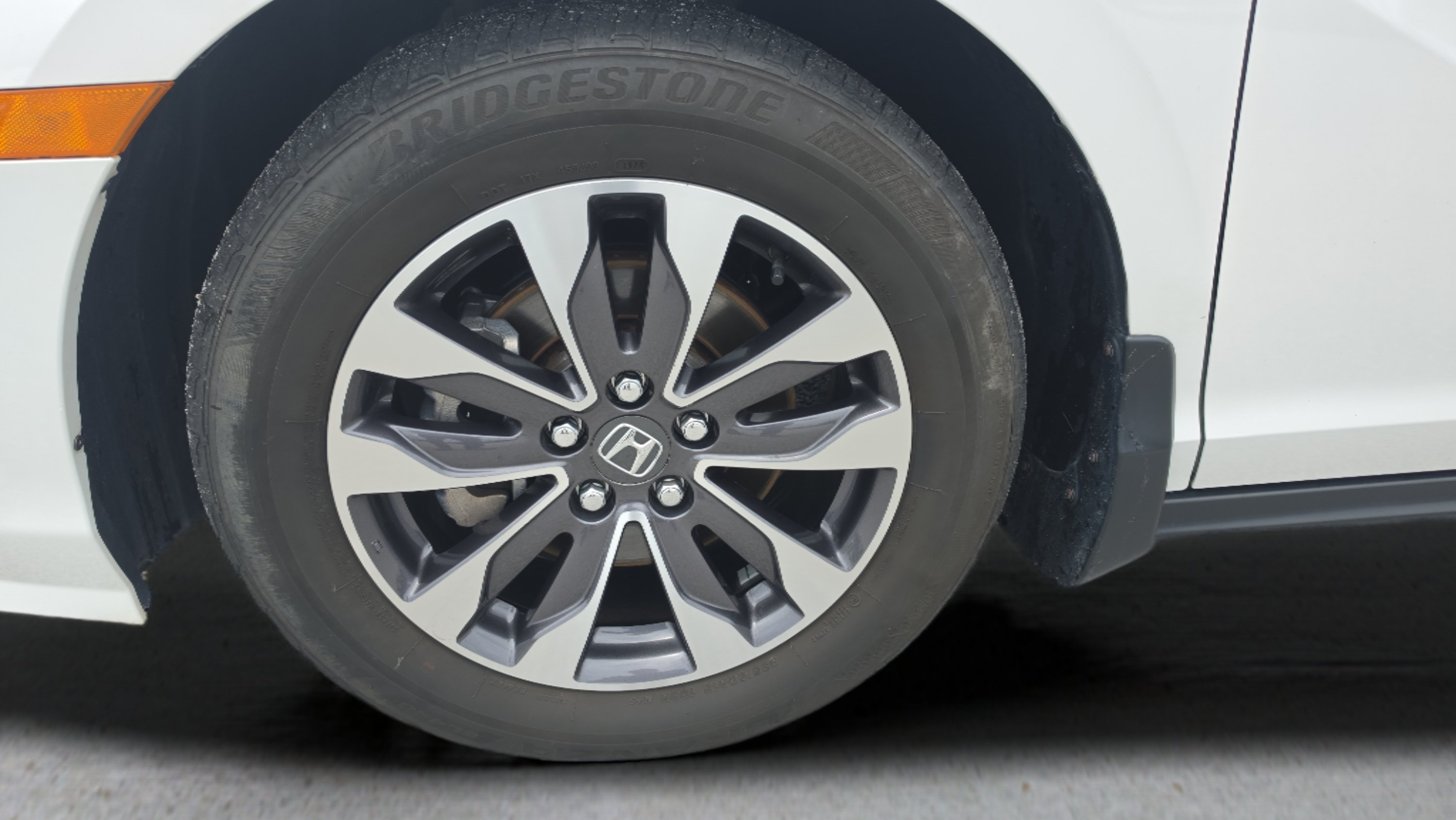 Used 2024 Honda Odyssey EX-L image 15