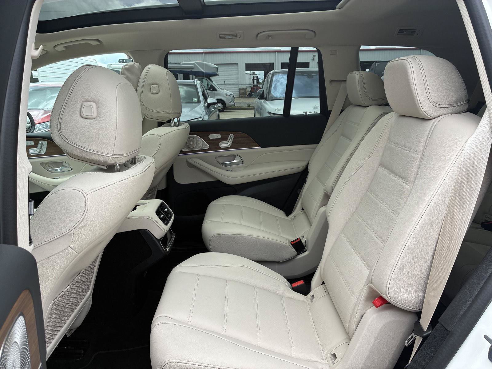 Certified 2026 Mercedes-Benz GLS 450 4MATIC image 16