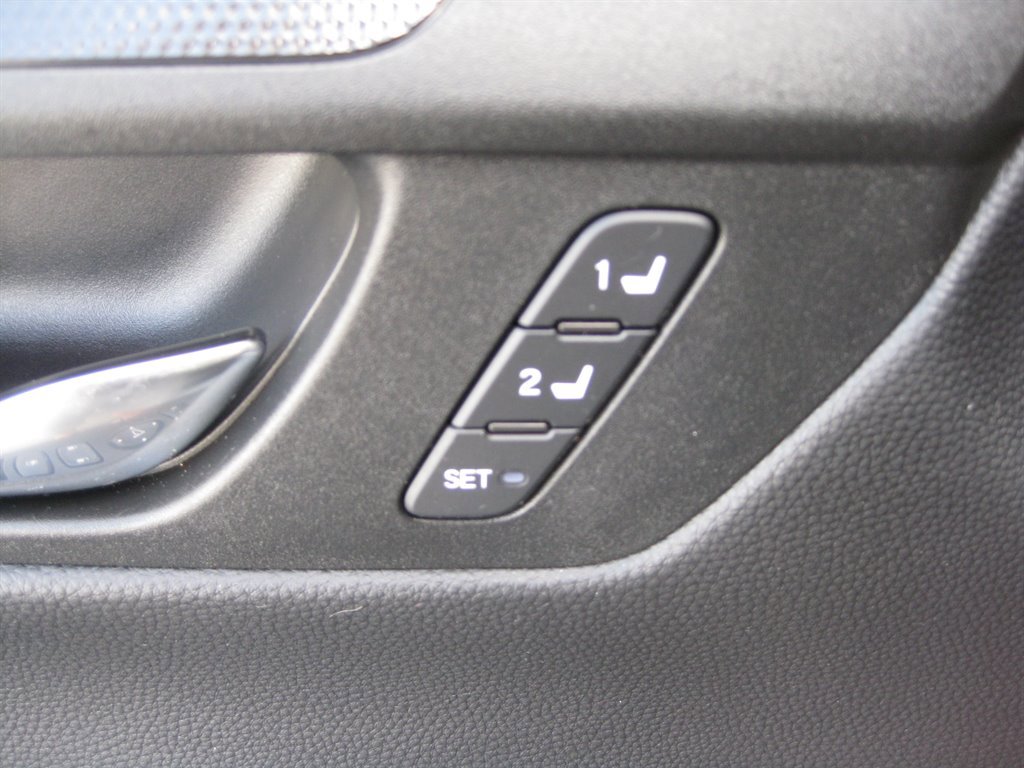 Used 2026 Honda CR-V Sport-L image 16