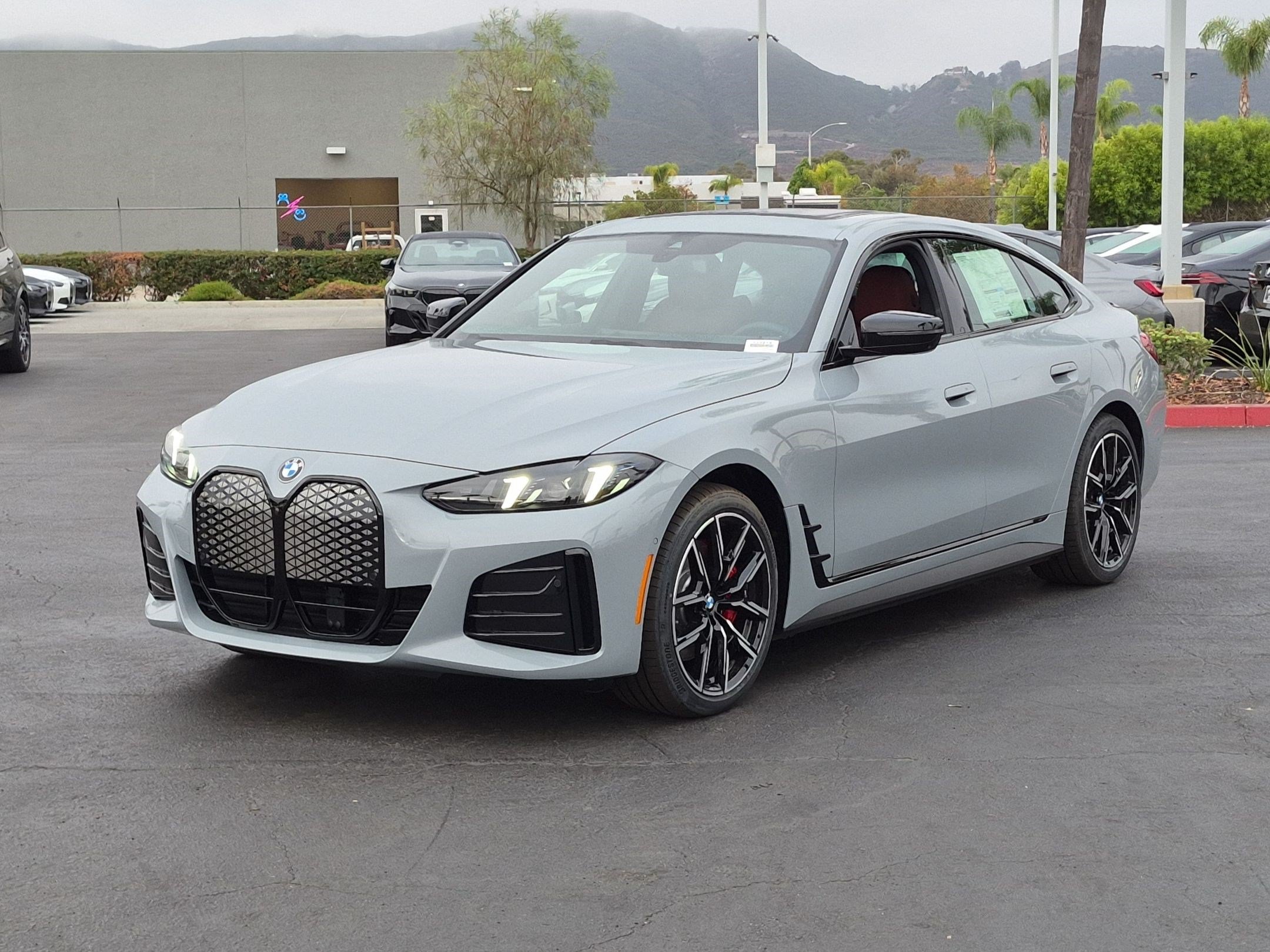 New 2026 BMW i4 eDrive40 w/ M Sport Package RWD image 5